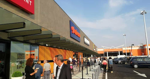 VOGHERA : NEGOZI A REDDITO