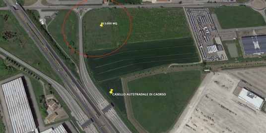 CAORSO : TERRENO DI 13.000 MQ AL CASELLO AUTOSTRADALE DI CAORSO