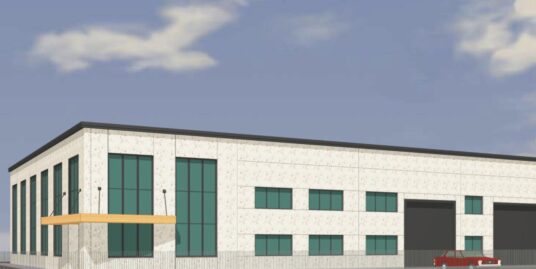 CASALPUSTERLENGO : CAPANNONE SU DUE LIVELLI VENDESI