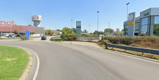 MORTARA (PV) VENDESI EX CONCESSIONARIA AUTO