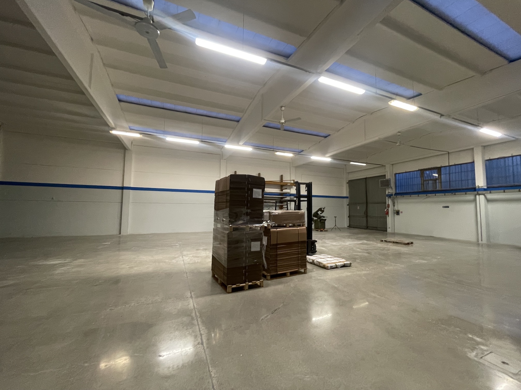 PIACENZA : AFFITTASI CAPANNONE DI 1000 MQ