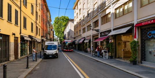 PARMA : VENDESI UFFICIO IN STRADA GARIBALDI