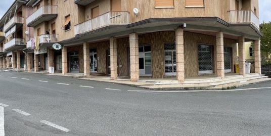 BOSIO (AL) VENDESI EX SPORTELLO BANCARIO